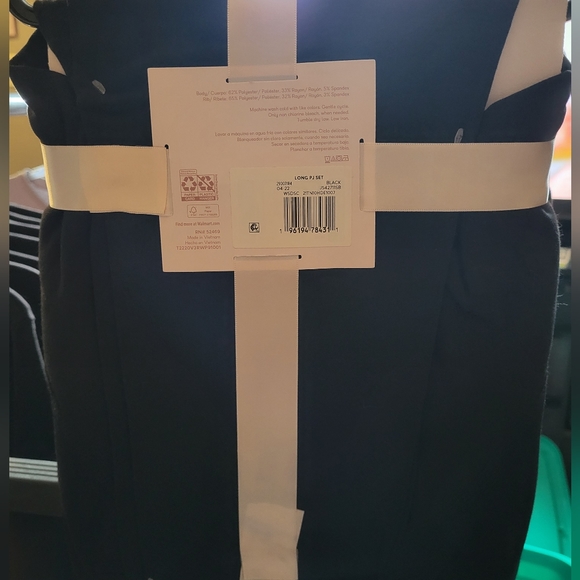 NEW Christmas PJs - Picture 3 of 4